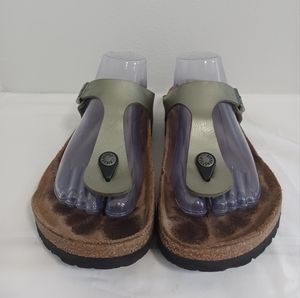 Birkenstock women's thong sandals Olive/metallic leather size 40